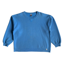 Cargar imagen en el visor de la galería, Vintage Russell Baby Blue Crewneck
