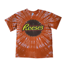 Cargar imagen en el visor de la galería, Reeses Tie Dye Tee
