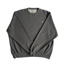 Cargar imagen en el visor de la galería, Champion Grey Crewneck
