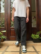 Cargar imagen en el visor de la galería, Dickies Black Carpenter Pants
