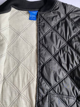 Cargar imagen en el visor de la galería, Quilted Bomber Jacket
