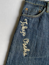 Cargar imagen en el visor de la galería, Evisu Paris Raw Denim
