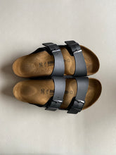 Cargar imagen en el visor de la galería, Birkenstock Arizona
