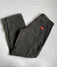 Cargar imagen en el visor de la galería, Dickies Black Carpenter Pants
