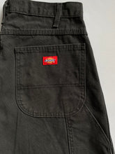 Cargar imagen en el visor de la galería, Dickies Black Carpenter Pants
