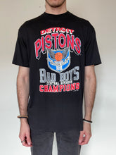 Cargar imagen en el visor de la galería, 1989 Detroit Pistons tee
