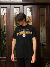 Cargar imagen en el visor de la galería, Vintage Pittsburgh Steelers Tee
