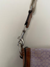 Cargar imagen en el visor de la galería, Coach Lilac Side Purse
