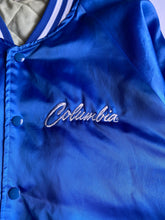 Cargar imagen en el visor de la galería, Vintage Columbia Nylon Jacket
