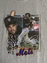 Cargar imagen en el visor de la galería, 2004 Mike Piazza Tee
