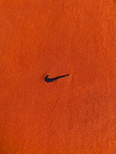 Cargar imagen en el visor de la galería, 2000s Nike Mini Swoosh Tee- Cropped
