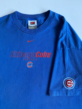 Cargar imagen en el visor de la galería, Chicago Cubs Nike Team tee
