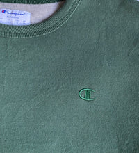 Cargar imagen en el visor de la galería, Champion Olive Crewneck
