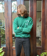 Cargar imagen en el visor de la galería, Vintage Pentucket Hoodie
