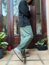 Cargar imagen en el visor de la galería, Vintage Military Trousers
