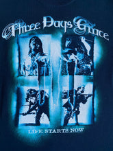 Cargar imagen en el visor de la galería, Three Days Grace Band Tee
