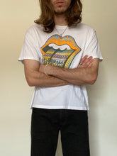 Cargar imagen en el visor de la galería, Rolling Stones &quot;Bridges to Babylon&quot; Graphic tee
