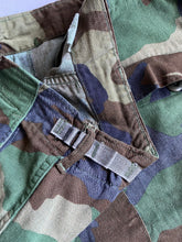 Cargar imagen en el visor de la galería, Vintage Camo Cargo Pants
