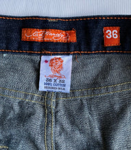 Cargar imagen en el visor de la galería, Ed Hardy Jeans
