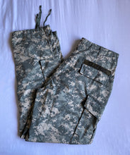 Cargar imagen en el visor de la galería, Digicamo Army Cargo Pants (Ellerbe)
