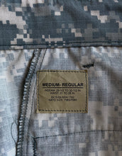 Cargar imagen en el visor de la galería, Digicamo Army Cargo Pants (Ellerbe)
