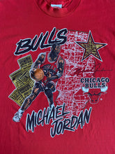 Cargar imagen en el visor de la galería, Vintage 1990 Chicago Bulls Tee
