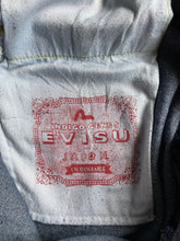 Cargar imagen en el visor de la galería, Evisu Jeans
