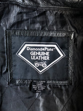 Cargar imagen en el visor de la galería, Vintage USA Leather Jacket
