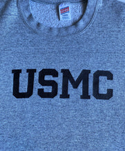 Cargar imagen en el visor de la galería, USMC Vintage Crewneck
