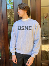 Cargar imagen en el visor de la galería, USMC Vintage Crewneck
