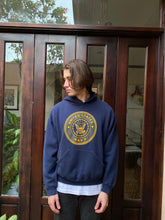 Cargar imagen en el visor de la galería, Vintage US Navy Hoodie
