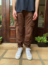 Cargar imagen en el visor de la galería, Venus Brown Cargo Pants
