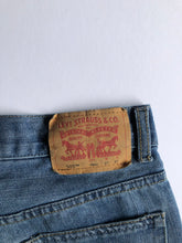 Cargar imagen en el visor de la galería, Levi&#39;s 505
