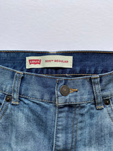 Cargar imagen en el visor de la galería, Levis 505-Light wash
