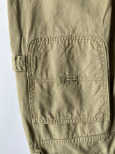 Cargar imagen en el visor de la galería, Wrangler Carpenter Jeans- Khaki
