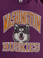 Cargar imagen en el visor de la galería, 1990 Washington Huskies Tee
