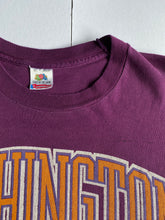 Cargar imagen en el visor de la galería, 1990 Washington Huskies Tee
