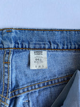 Cargar imagen en el visor de la galería, Vintage Levis 966
