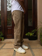 Cargar imagen en el visor de la galería, Carhartt Work Pants- Beige
