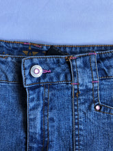 Cargar imagen en el visor de la galería, Pleated Denim Skirt
