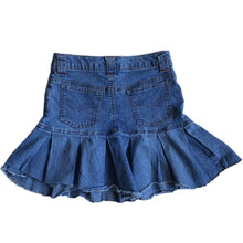 Cargar imagen en el visor de la galería, Pleated Denim Skirt
