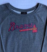 Cargar imagen en el visor de la galería, Atlanta Braves Crewneck
