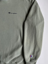 Cargar imagen en el visor de la galería, Champion Crewneck- Sage
