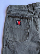 Cargar imagen en el visor de la galería, Wrangler Riggs Work Pants
