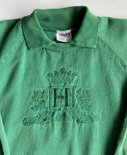 Cargar imagen en el visor de la galería, Vintage Collared Green Crewneck
