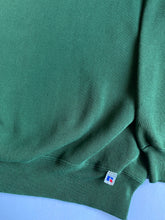 Cargar imagen en el visor de la galería, 90s Russell Athletic Crewneck-Forest Green
