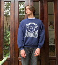 Cargar imagen en el visor de la galería, Vintage Dallas Cowboys Crewneck
