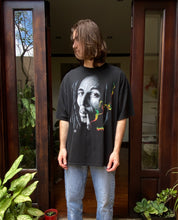 Cargar imagen en el visor de la galería, Bob Marley Big Face Graphic Tee
