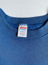 Cargar imagen en el visor de la galería, 80s Seattle Boating Club Crewneck
