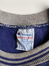 Cargar imagen en el visor de la galería, Vintage Champion Reverse Weave
